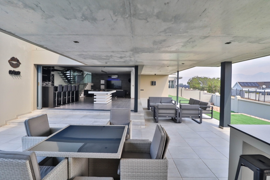 3 Bedroom Property for Sale in Fairhaven Country Estate Western Cape
